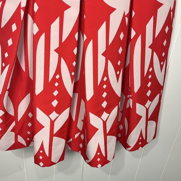 Just Taylor Womens Dress 12 Red White Fit & Flare Sleeveless Zip Back Pleats EUC - Picture 5 of 15